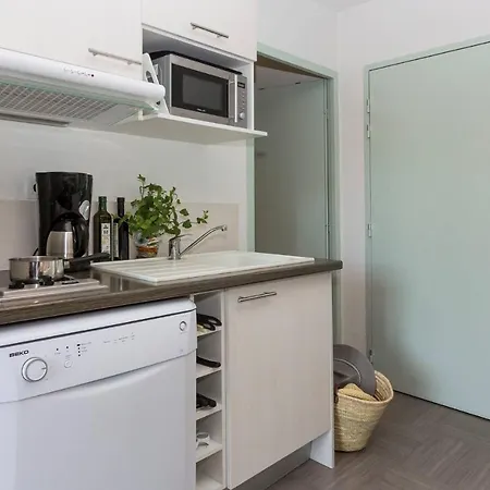 Les Bains 2p5 Cote Provence *